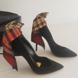 Alexandre Vauthier Vivian Bow suede pumps